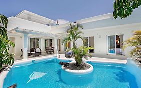 Privè Royal Villa Bahiazul